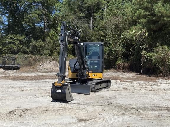 Image of John Deere 60P equipment image 1