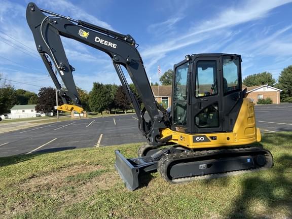 Image of John Deere 60P equipment image 1