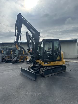 Image of John Deere 60P equipment image 1