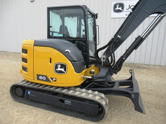 Image of John Deere 60P equipment image 1
