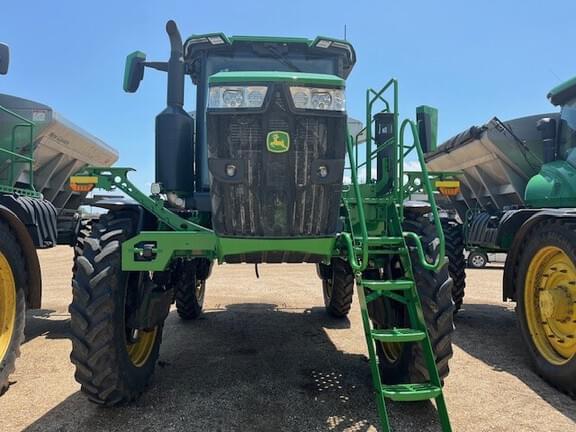Image of John Deere 600R equipment image 2