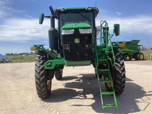 Image of John Deere 600R equipment image 1