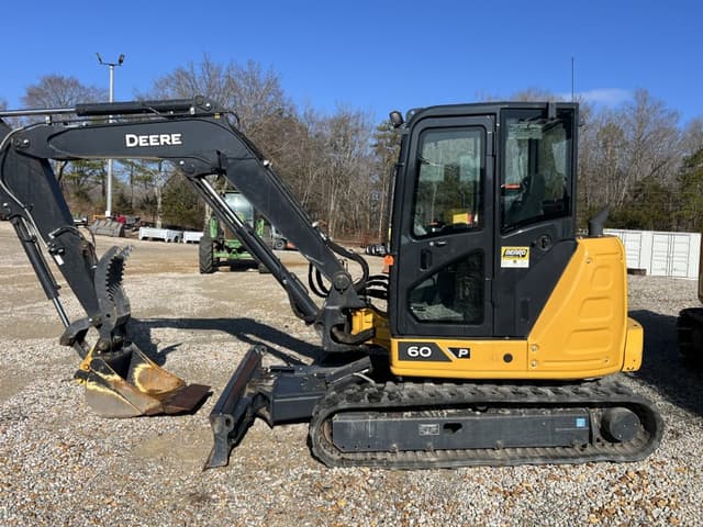 Image of John Deere 60P equipment image 1