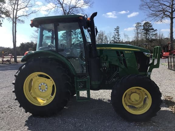 Image of John Deere 6105E equipment image 2