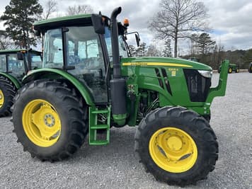 Main image John Deere 6105E