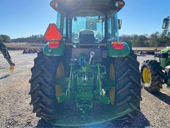 Image of John Deere 6105E equipment image 3