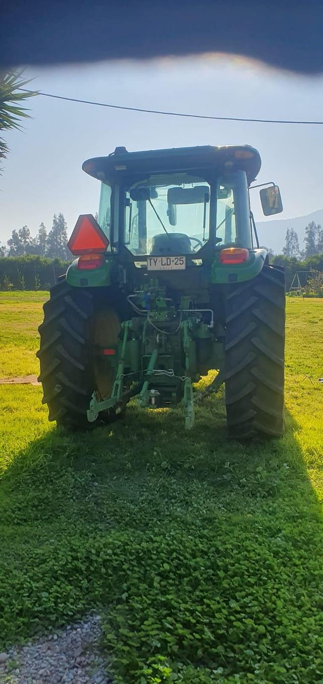 Image of John Deere 6105E equipment image 1