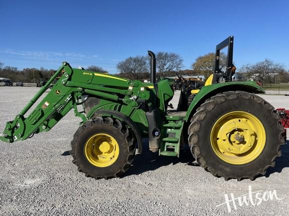 Image of John Deere 6110M equipment image 2