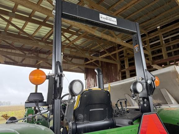 Image of John Deere 6110M equipment image 3