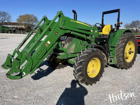 Image of John Deere 6110M equipment image 1