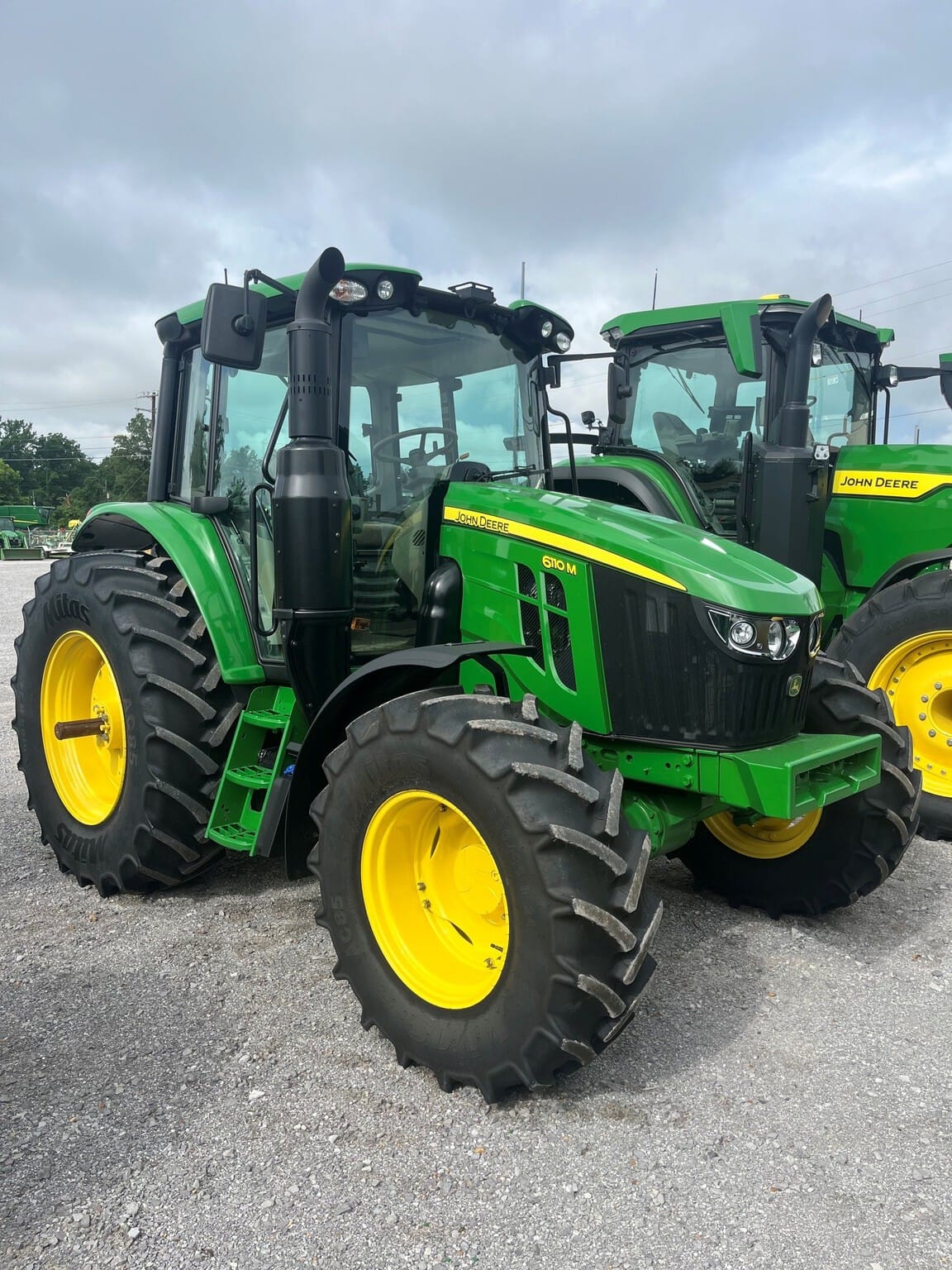 2025 John Deere 6110M Equipment Image0