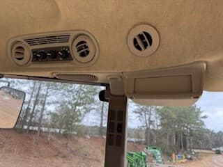 Image of John Deere 6120E equipment image 4