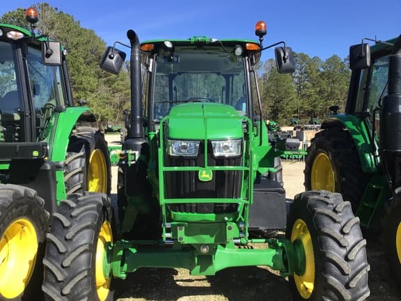 Image of John Deere 6120E equipment image 2