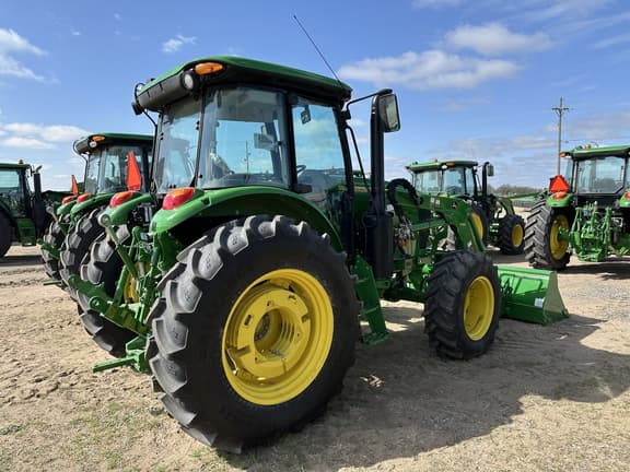 Image of John Deere 6120E equipment image 1