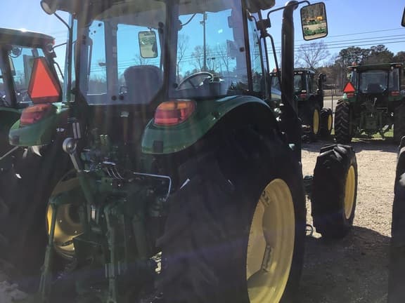 Image of John Deere 6120E equipment image 2