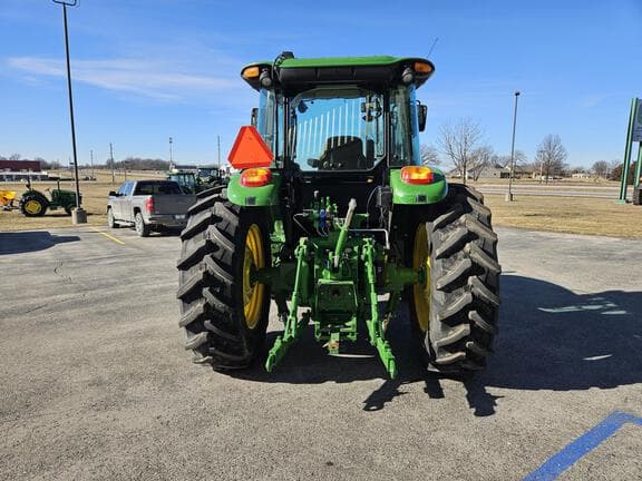 Image of John Deere 6120E equipment image 2