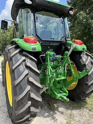 Image of John Deere 6120E equipment image 2