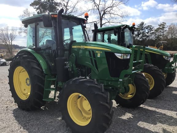 Image of John Deere 6120E equipment image 4