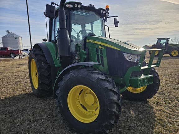 Image of John Deere 6120M equipment image 4