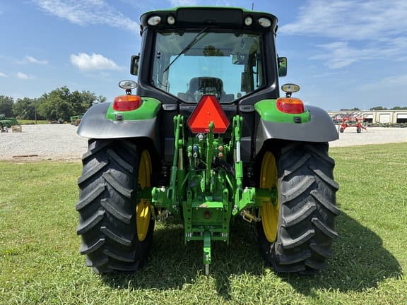 Image of John Deere 6120M equipment image 3