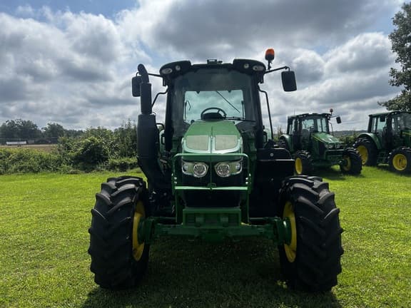 Image of John Deere 6120M equipment image 1