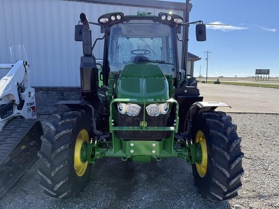 Image of John Deere 6120M equipment image 1