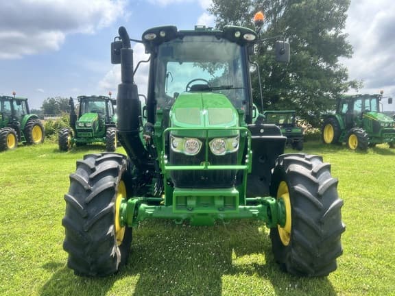Image of John Deere 6120M equipment image 1