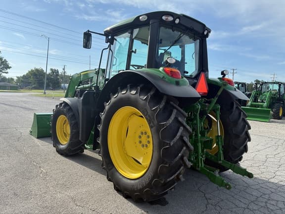 Image of John Deere 6120M equipment image 4