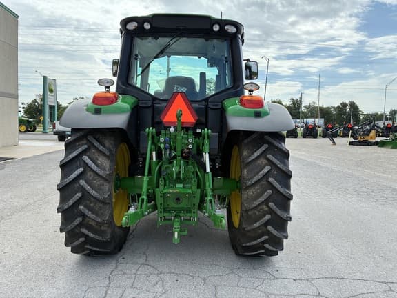Image of John Deere 6120M equipment image 4