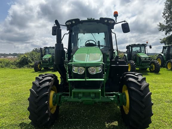 Image of John Deere 6120M equipment image 1