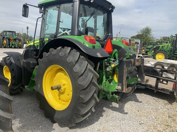 Image of John Deere 6120M equipment image 2