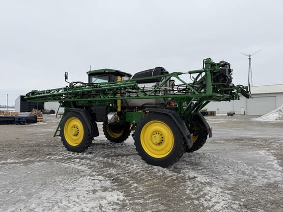 Image of John Deere 612R equipment image 2