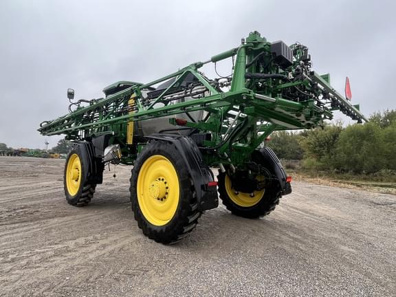 Image of John Deere 612R equipment image 2