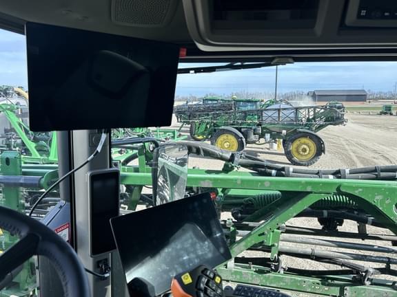 Image of John Deere 612R equipment image 2