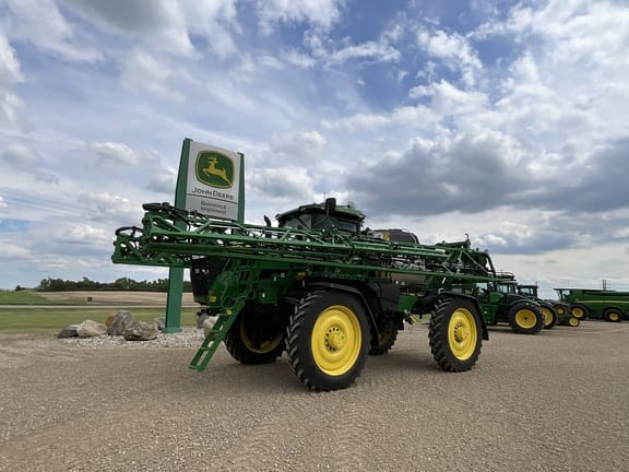 Main image John Deere 612R