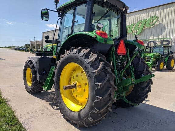 Image of John Deere 6130M equipment image 2