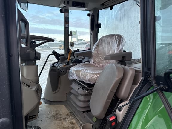 Image of John Deere 6130M equipment image 3