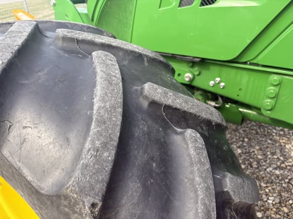 Image of John Deere 6130M equipment image 4