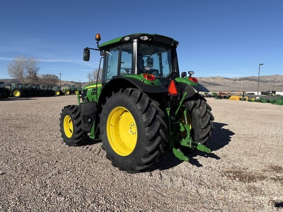 Image of John Deere 6130M equipment image 2