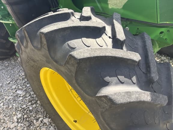 Image of John Deere 6130M equipment image 4