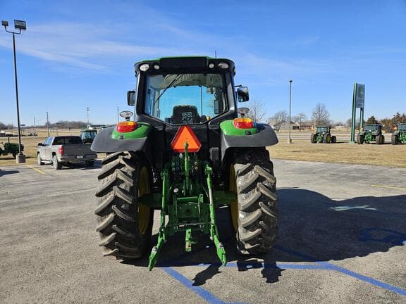 Image of John Deere 6130M equipment image 2
