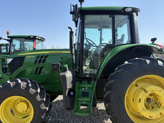 Image of John Deere 6130M equipment image 1