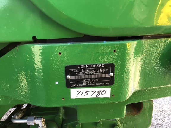 Image of John Deere 6135E equipment image 1