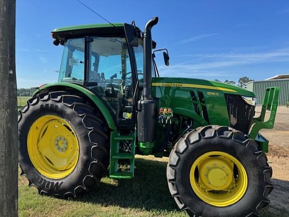 Image of John Deere 6135E Primary image