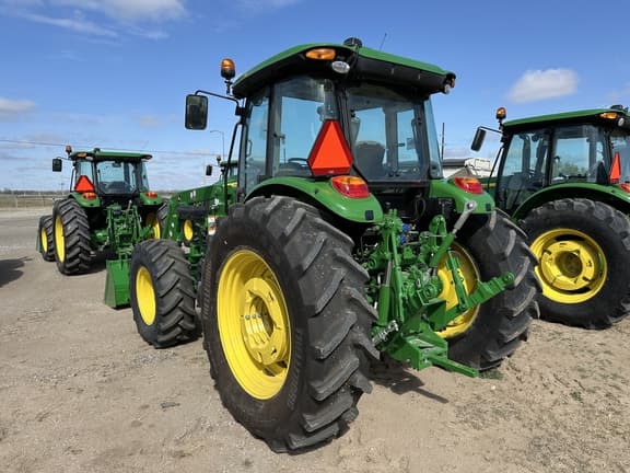 Image of John Deere 6135E equipment image 3