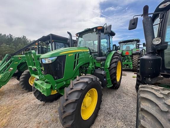 Image of John Deere 6135E equipment image 1