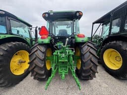 Image of John Deere 6135E equipment image 3