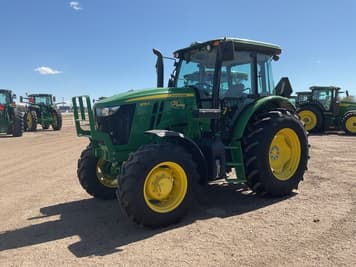 Main image John Deere 6135E