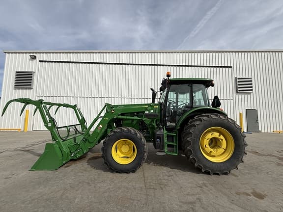 Image of John Deere 6135E Primary image