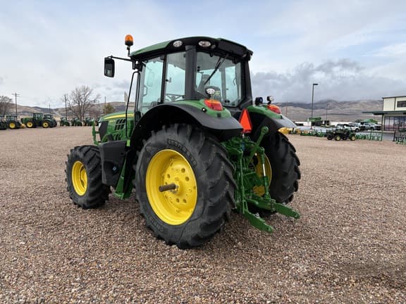 Image of John Deere 6140M equipment image 2